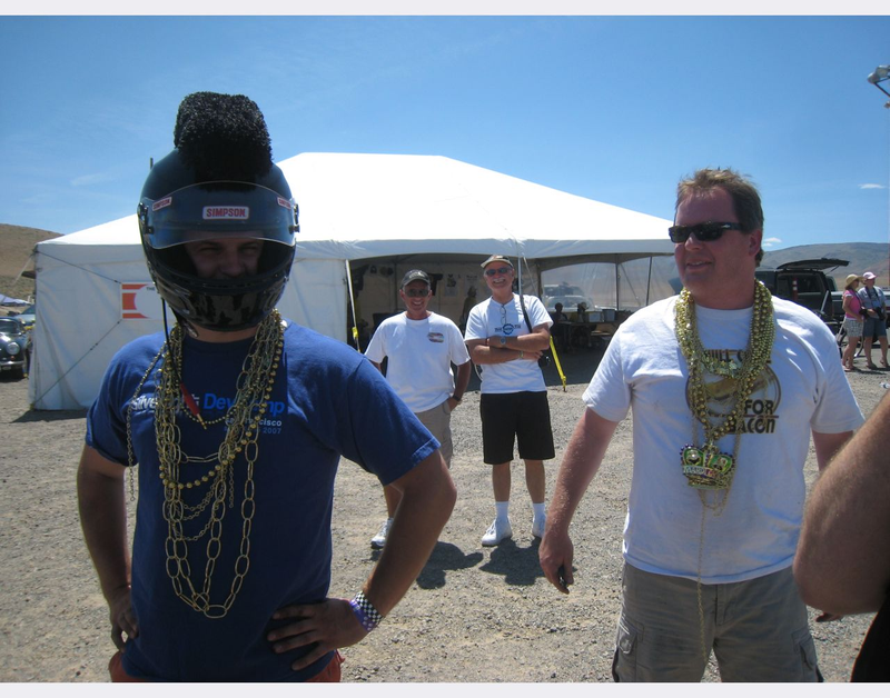 Illustration for article titled Cheaters Busted, Awesome Themes Admired: Tomorrow, We Race!